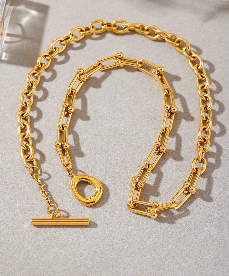 Geometric Glow – Statementkette mit OT-Verschluss